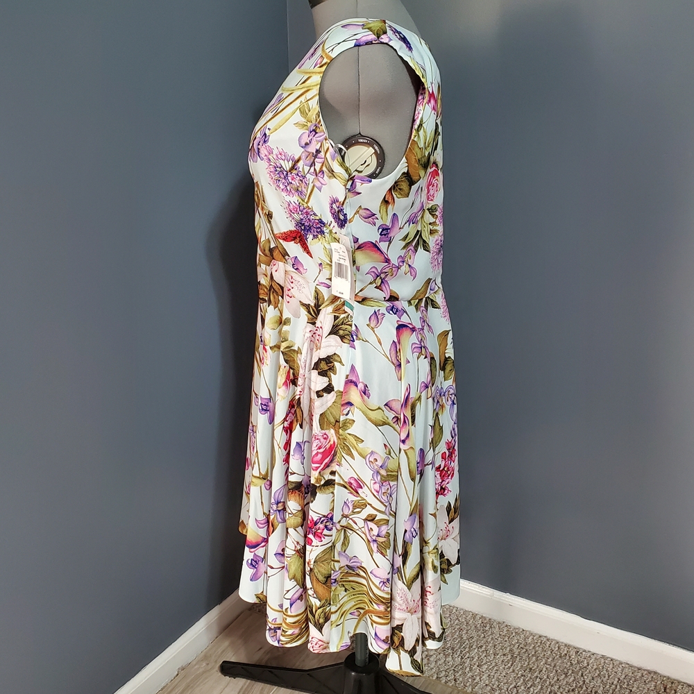NWT DN Design Floral V-Neck Midi Dress Asymmetrical Hem Women's Size 16 - Picture 2 of 8